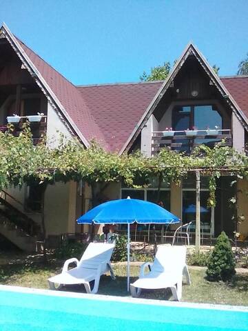 Фото Загородные дома Villa Victoria г. Grivitsa 1